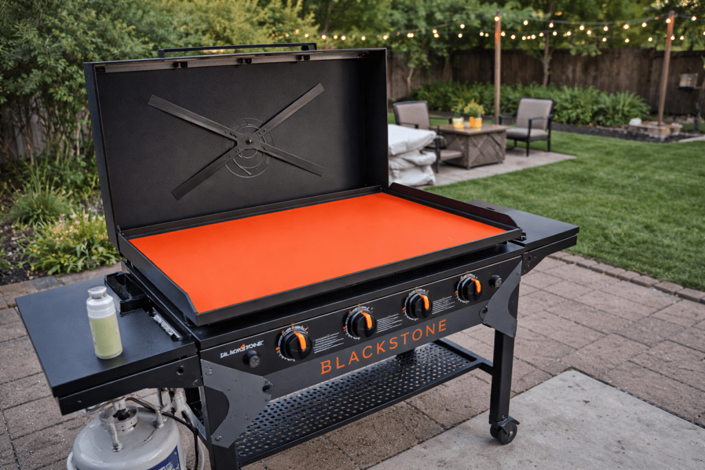 how to season a blackstone griddle for the first time