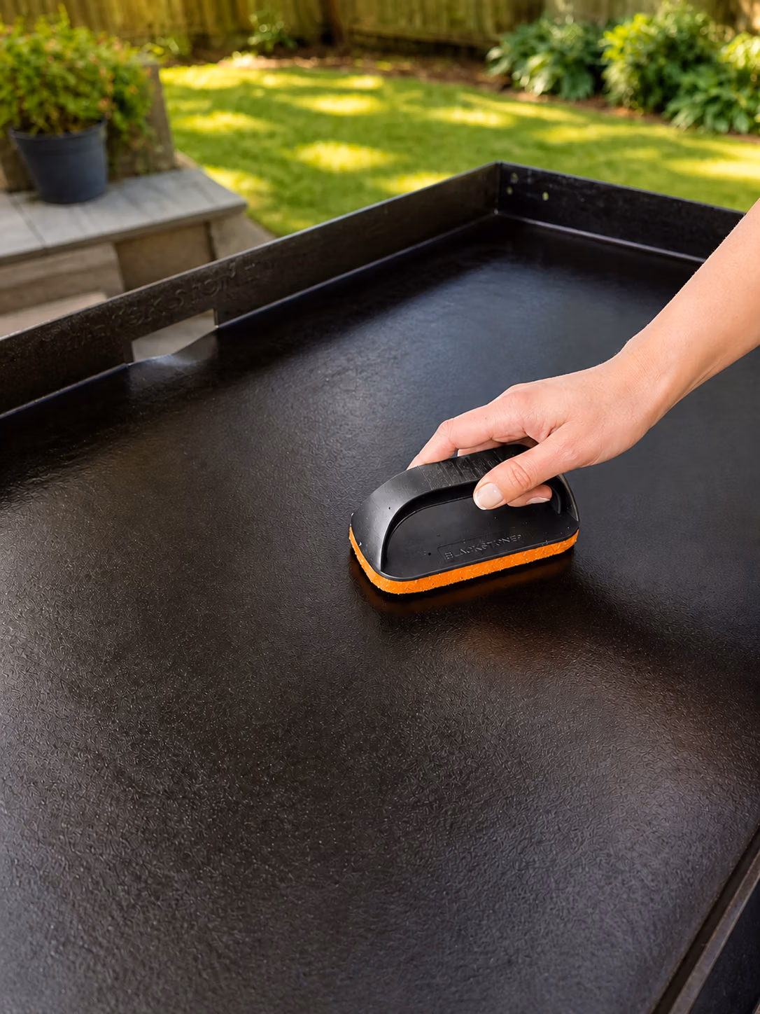How to clean a blackstone grill